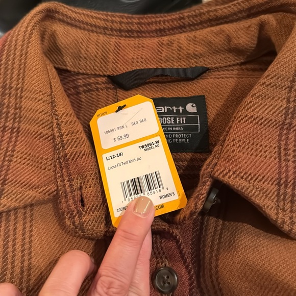 NWT - Carhartt, WOMEN'S LOOSE FIT HEAVYWEIGHT TWILL OVERSHIRT - Brown Plaid - Picture 3 of 4